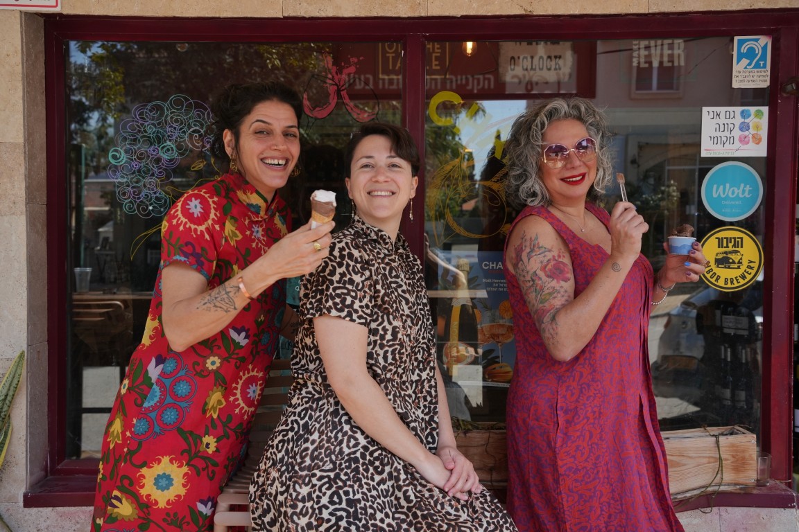 קומפורט זון: שלום אני נוסעת. שמלות כותנה, שמלות כותנה מידות גדולות