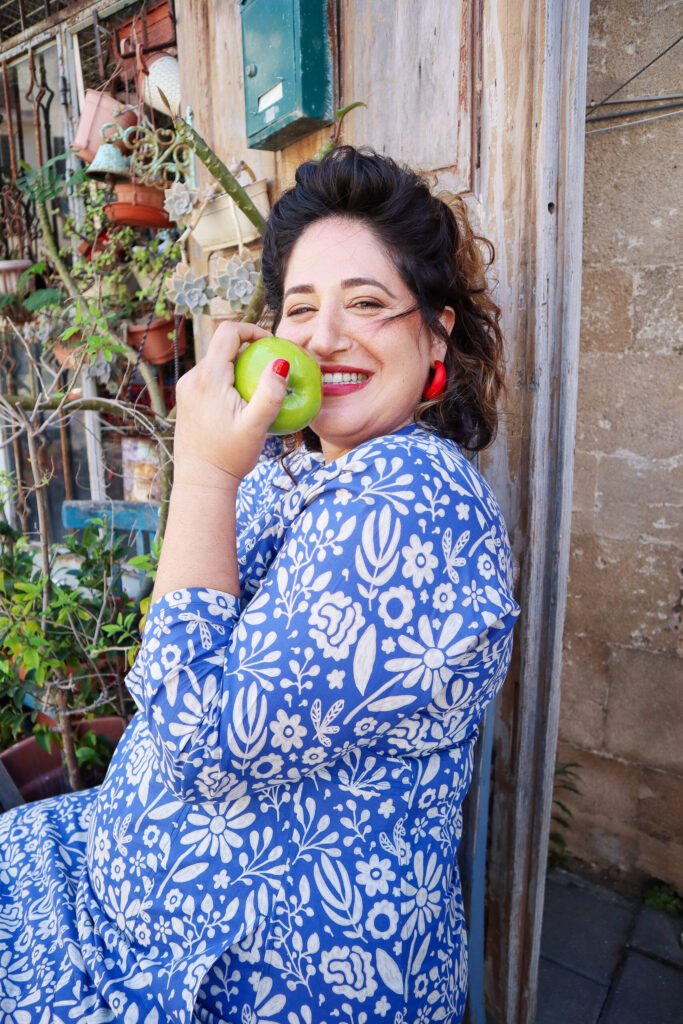 איך אני בוחרת דוגמנית למותג שלי? שמלות מידות גדולות, שמלת אוברסייז'