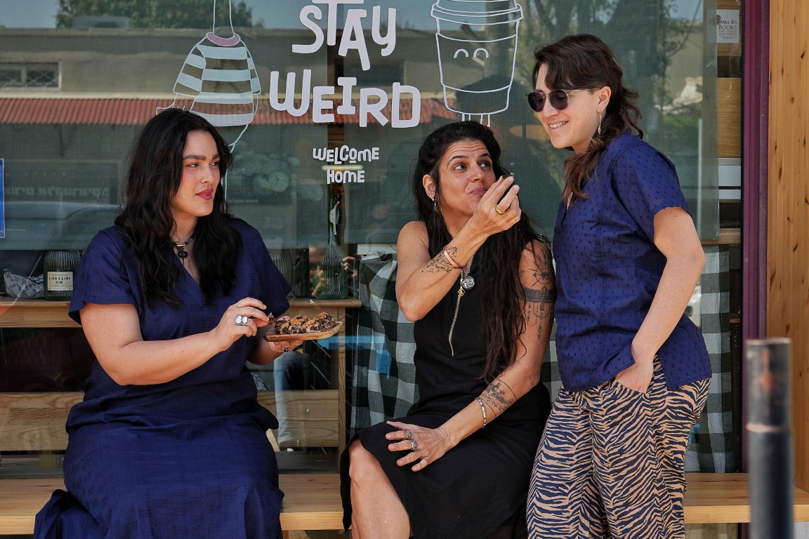 קומפורט זון: שחור מרזה - מיתוס או אמת? שמלות מידות גדולות