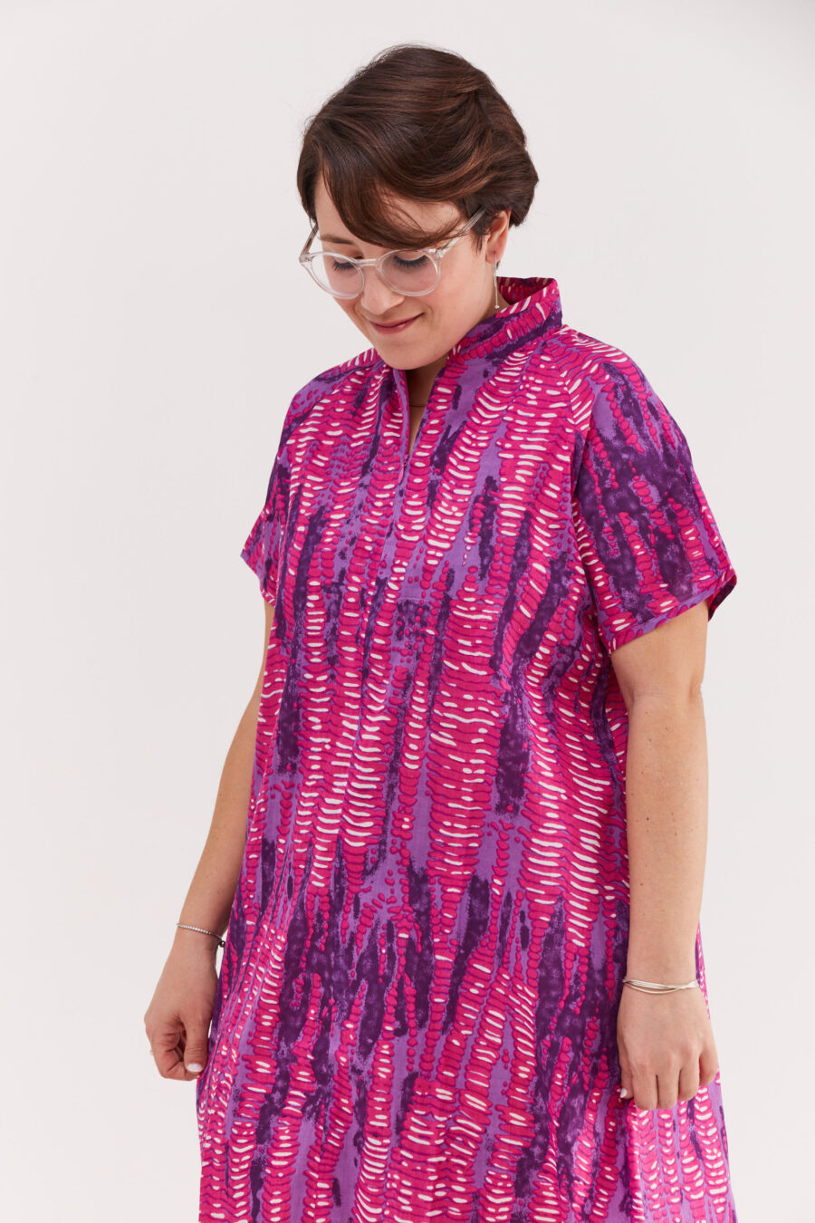 Maiko dress | Japanese dress with a unique high collar – Stone violet print, pink dress with violet stone-like print by comfort zone boutique