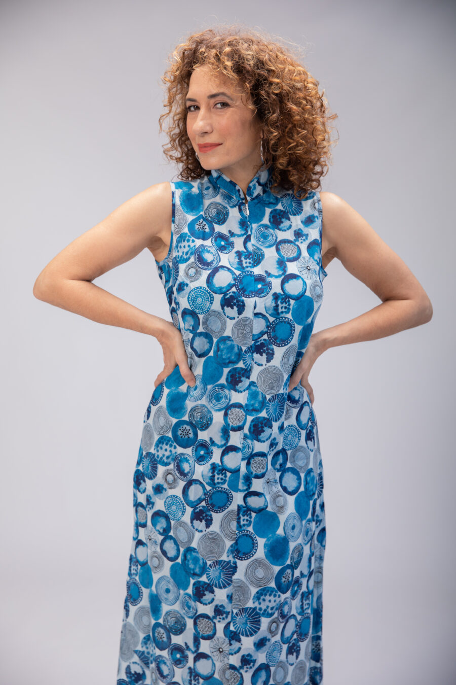 Ossi dress – Uniquely designed dress – Ocean print, white dress with blue sphere print.