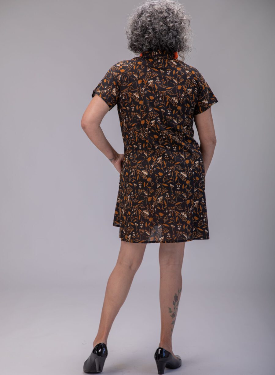 Maiko tunic | Japanese short dress / tunic with a unique high collar – Waltz print, very dark blue dress with light brown leafs and white flowers print.
