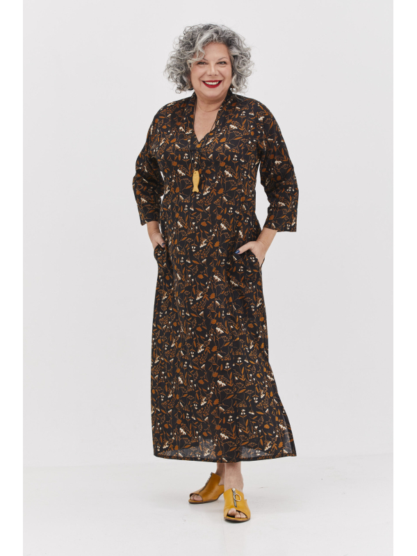 גלביה לנשים | גלבייה בעיצוב ייחודי – הדפס ואלס, שמלה בצבע כחול כהה מאוד עם הדפס עלים חומים ופרחים לבנים