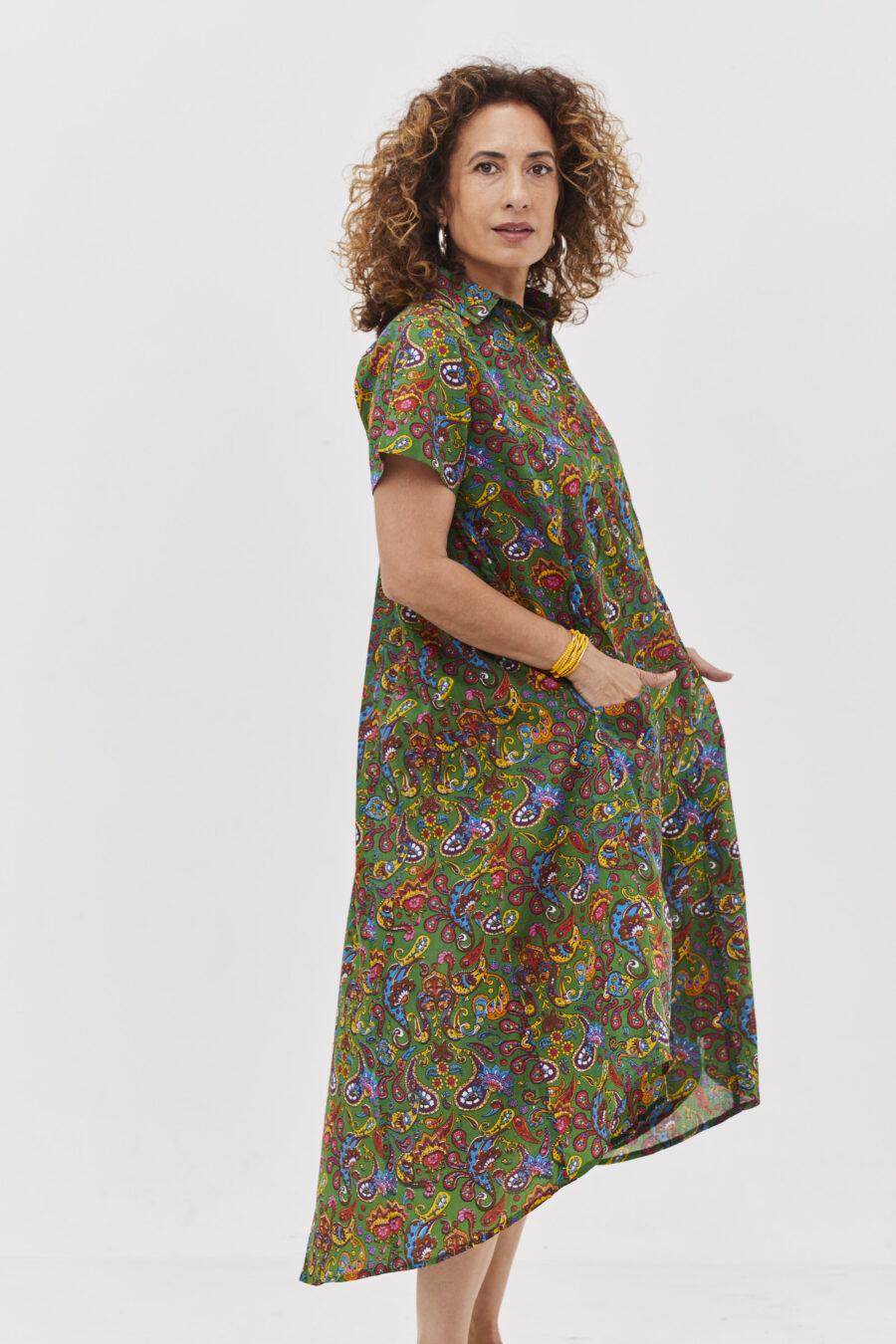 Aiya’le dress | Uniquely designed oversize dress – Green paisley print, green dress with colorful paisley print.