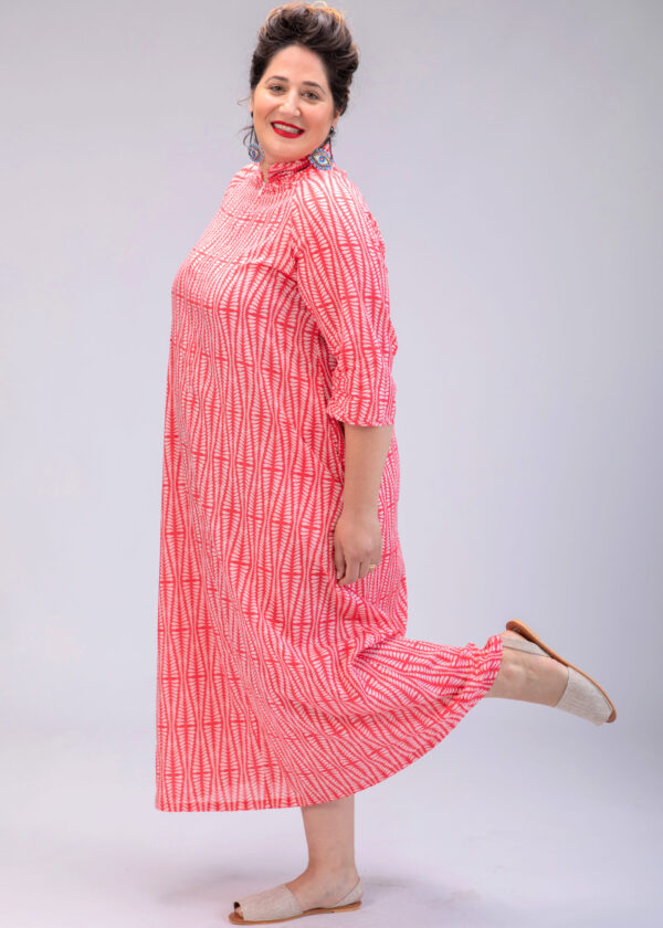 Maiko dress | Japanese dress with a unique high collar – Red Agam print, Red dress with light pink geometric print