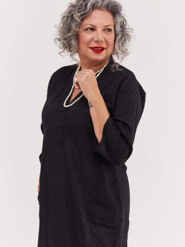 גלביה לנשים | שחור מנוקד