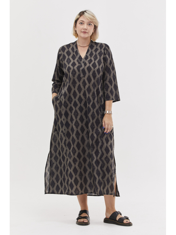 גלביה לנשים | גלבייה בעיצוב ייחודי - פרינט מעויינים שחור-אפור, שמלה אפורה כהה עם הדפס מעויינים שחור